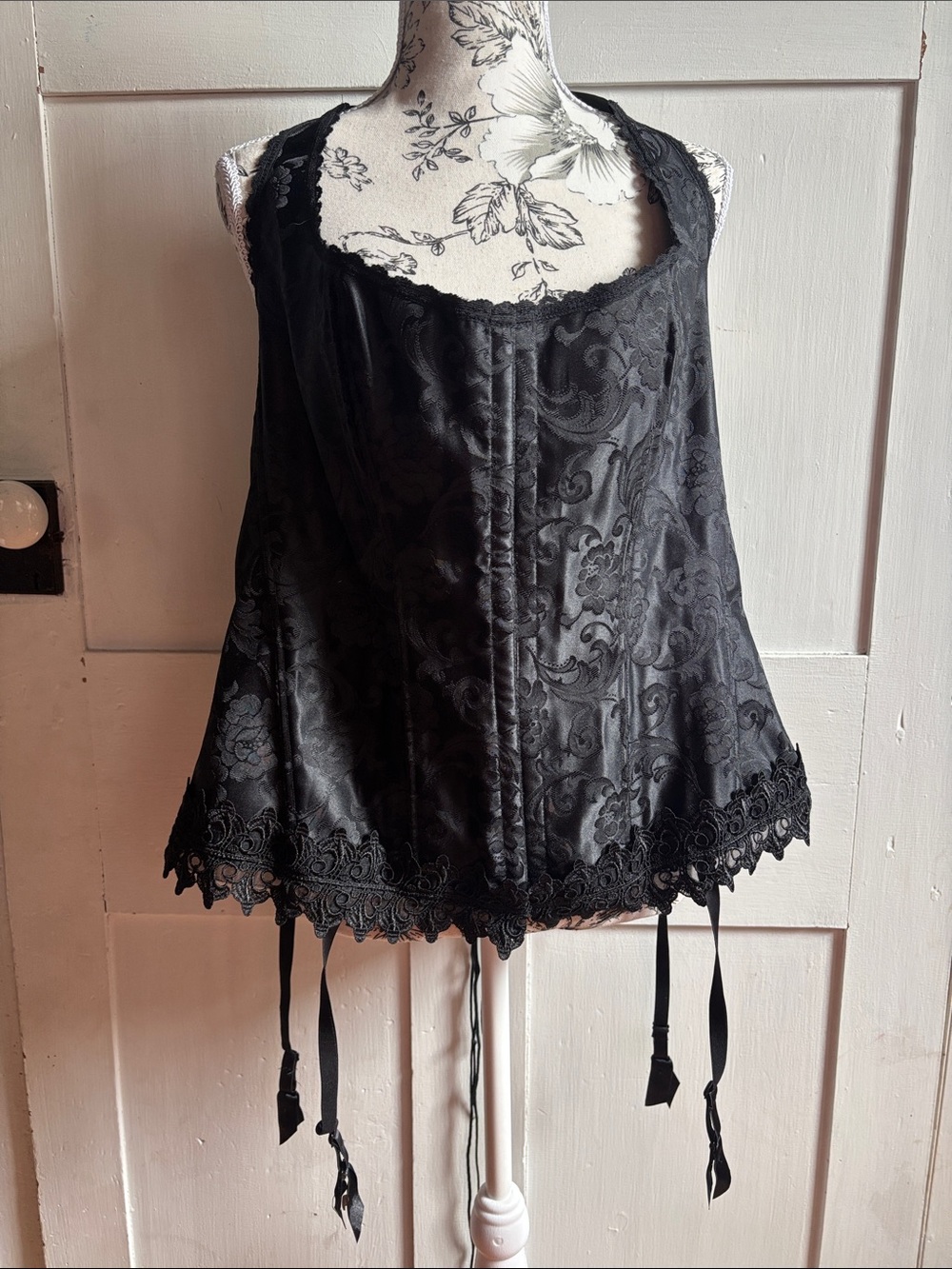 Fredericks of Hollywood Black Lace Trim Corset Halter Top Size 44